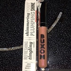 Buxom lip plumping gloss Lindsay Shimmery